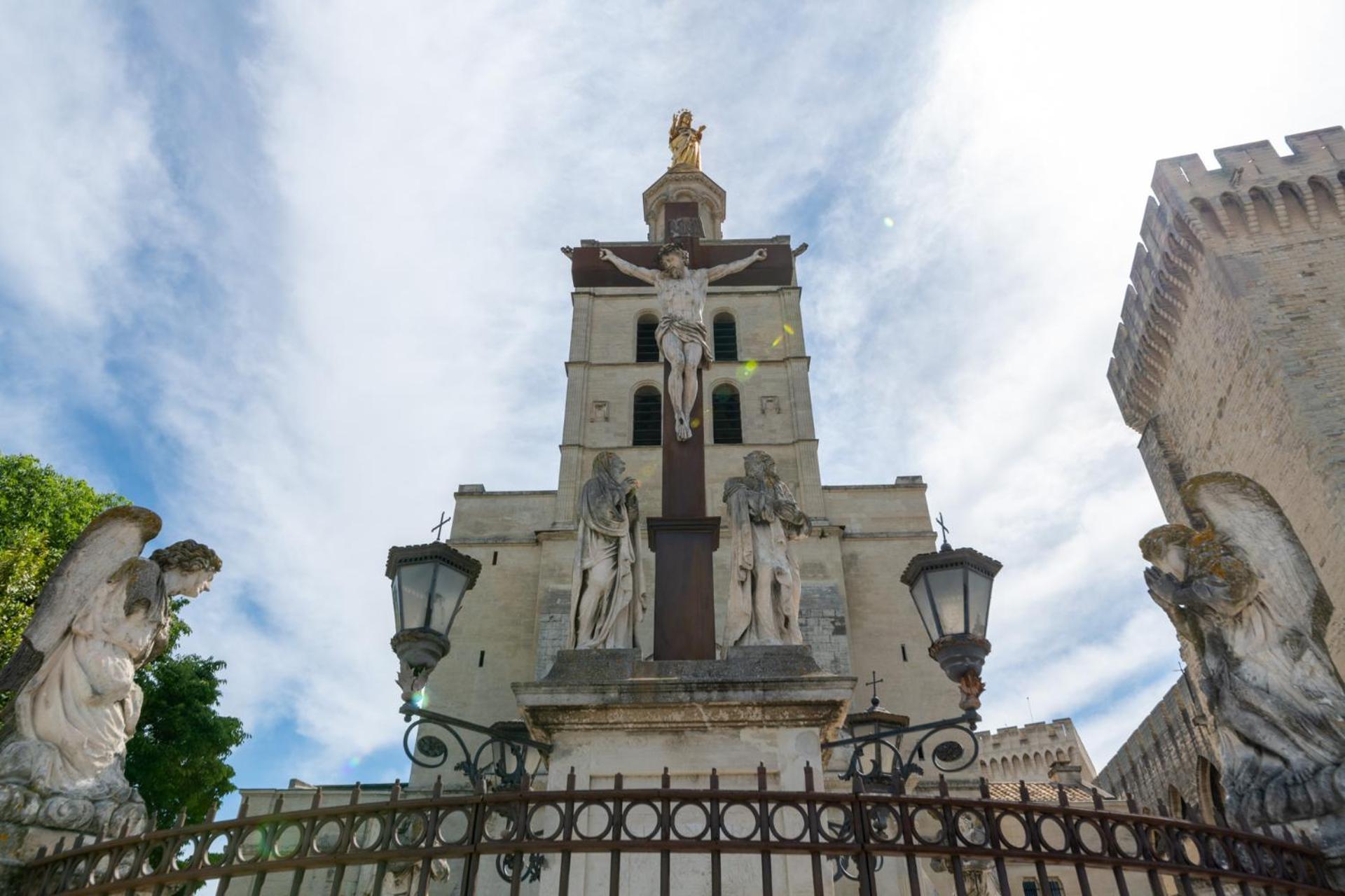 Bien D'Exception En Face Du Palais Des Papes Apartment Avignon Ngoại thất bức ảnh