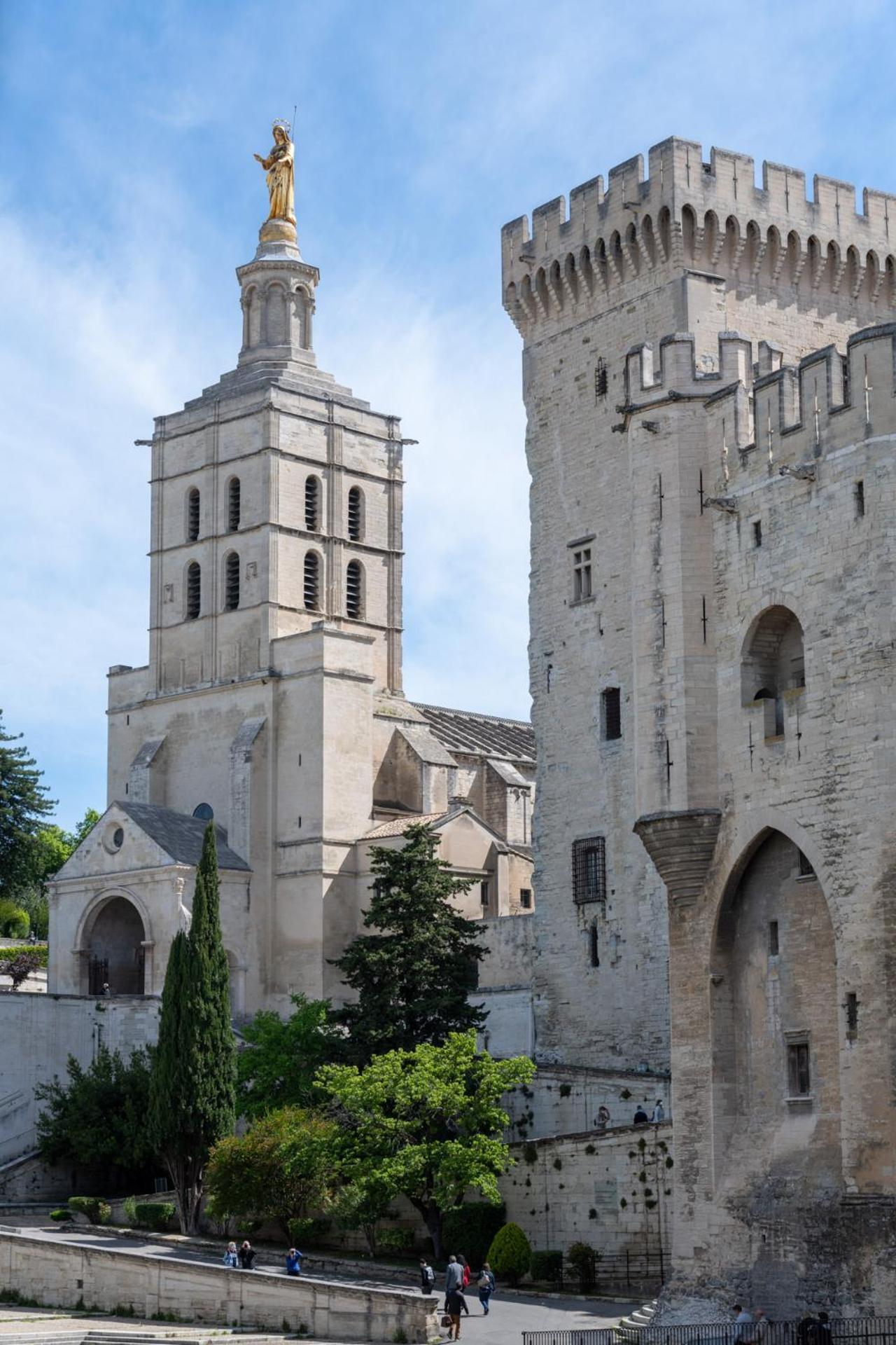 Bien D'Exception En Face Du Palais Des Papes Apartment Avignon Ngoại thất bức ảnh